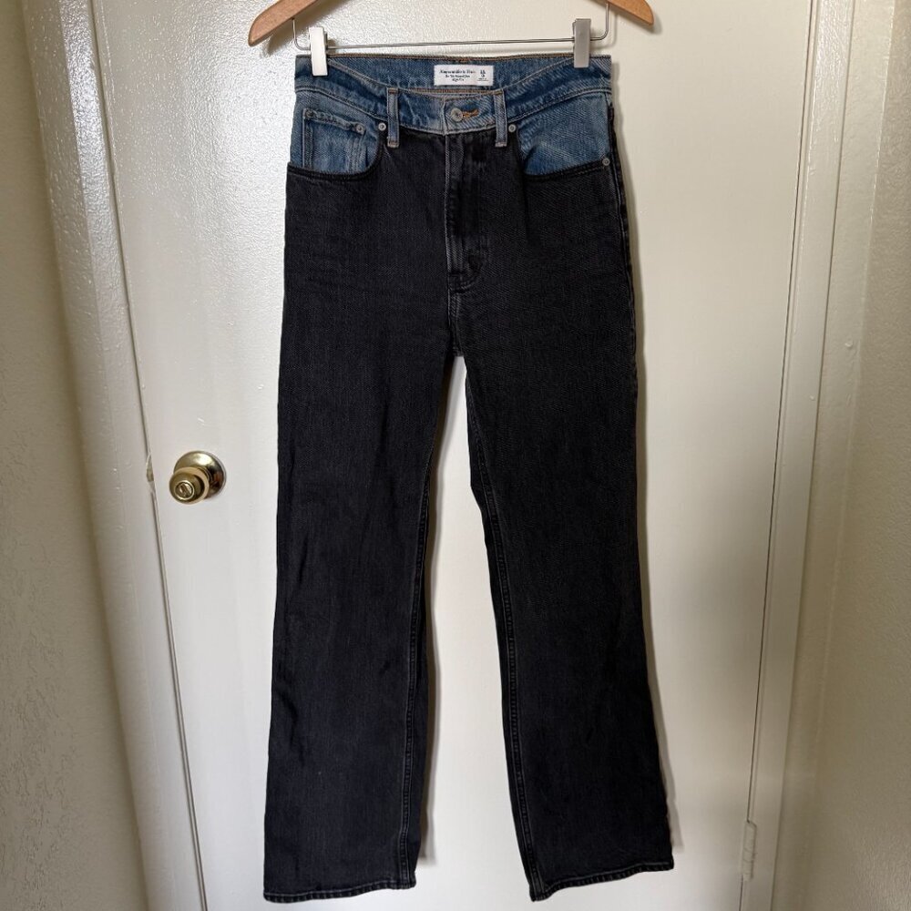 Abercrombie & Fitch The 90s Relaxed High Rise Two Tone Black Blue Flared Jeans​​ - Picture 2 of 7